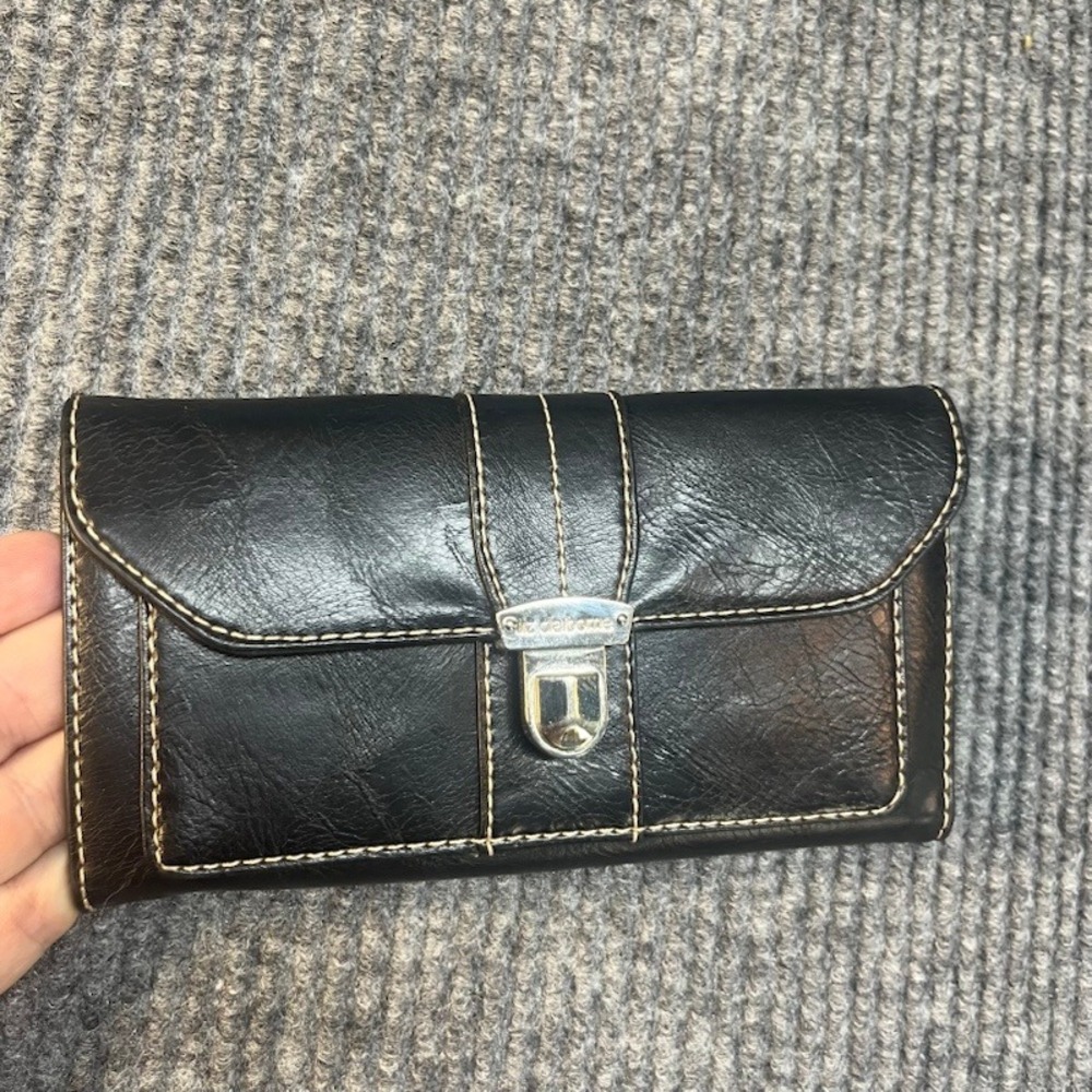 Liz Claiborne Black Faux Leather Clutch Wallet Contrast Stitch Flip Lock Silver